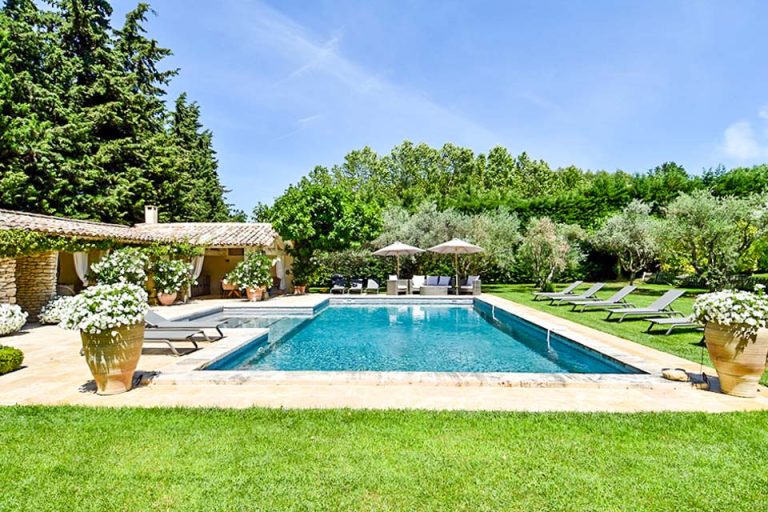 Maison_Rose_Provence_France1d