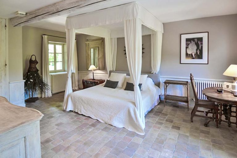 Maison_Rose_Provence_France5b