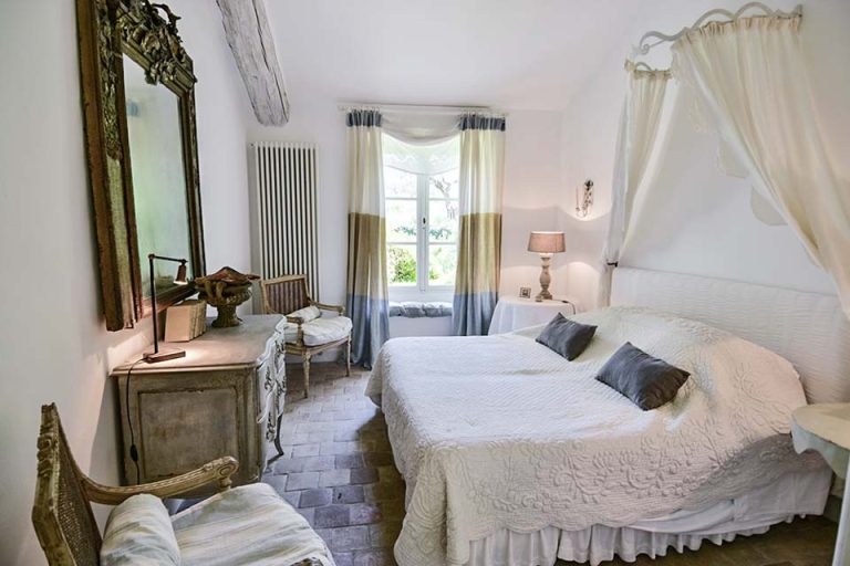 Maison_Rose_Provence_France5f