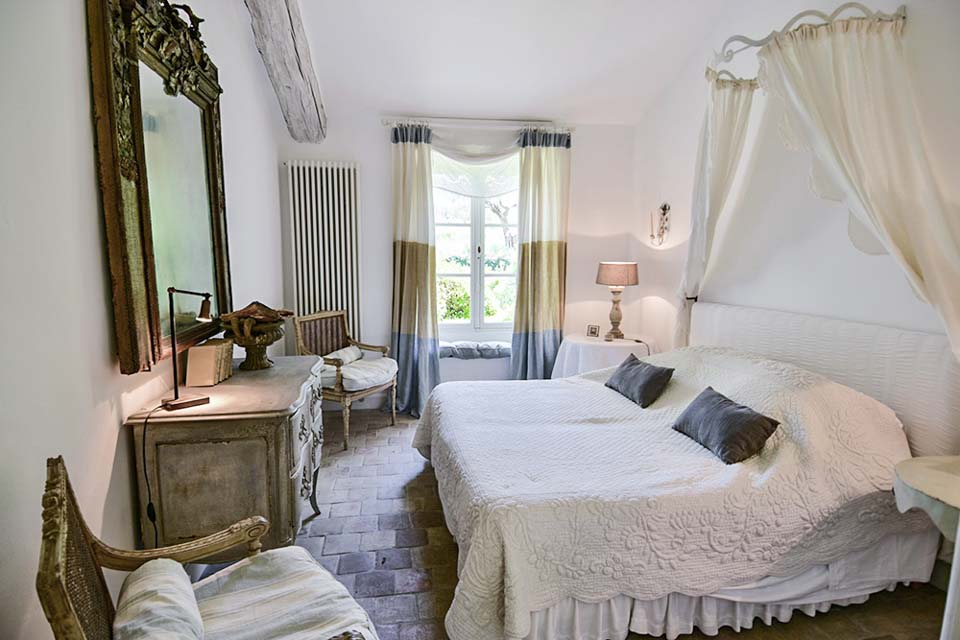Maison_Rose_Provence_France5f