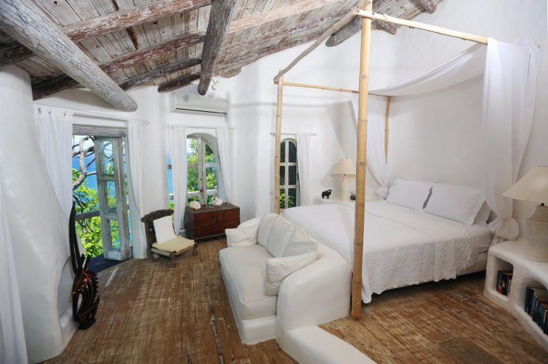 Villa_Smuggler's_Nest_St_Lucia_Caribbean