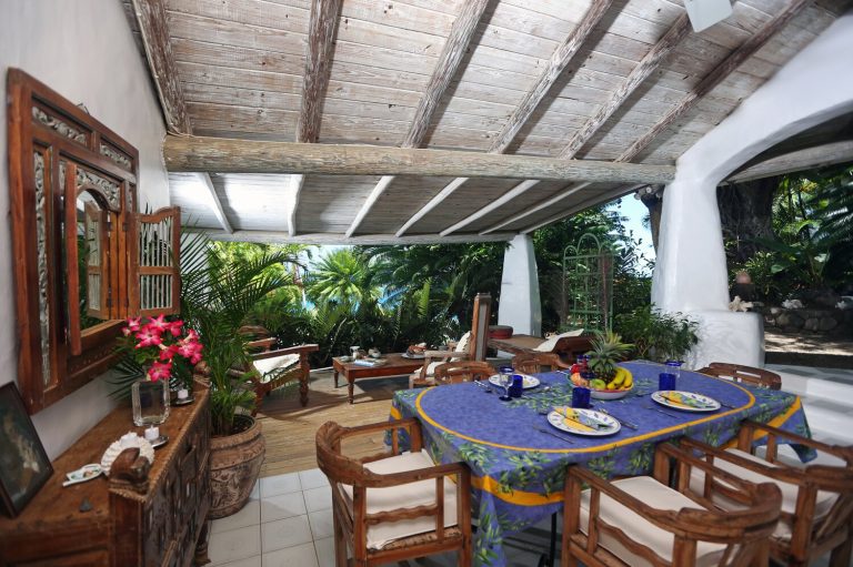 Villa_Smuggler's_Nest_St_Lucia_Caribbean