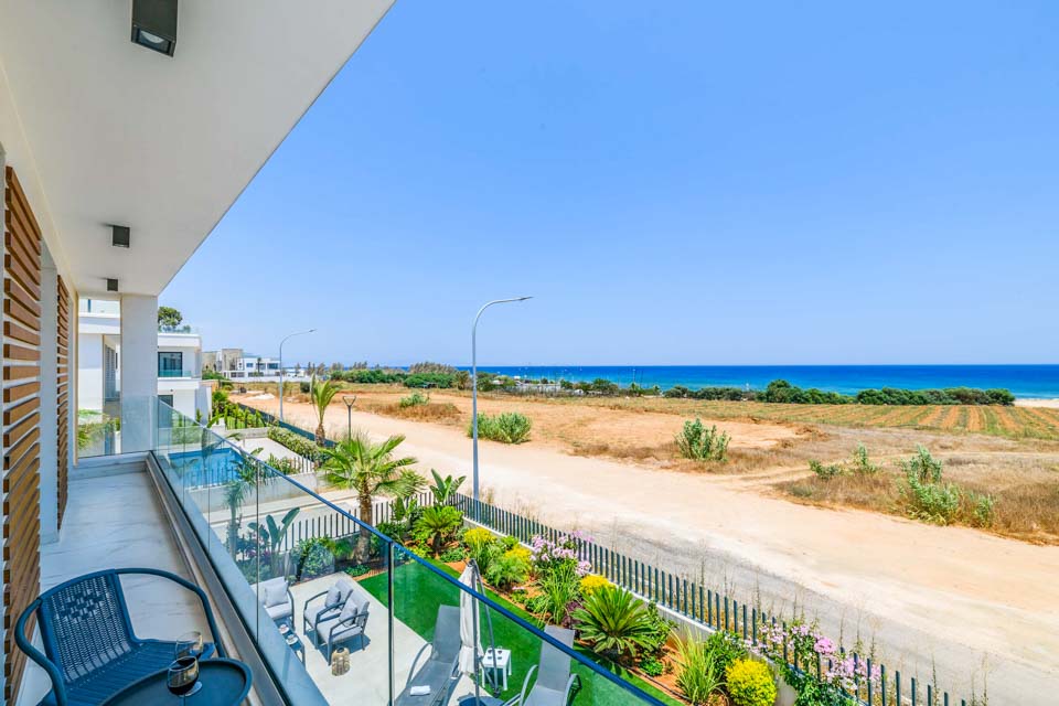 Villa_Emerald_Seaview_Protaras_Famagusta_Cyprus (7)