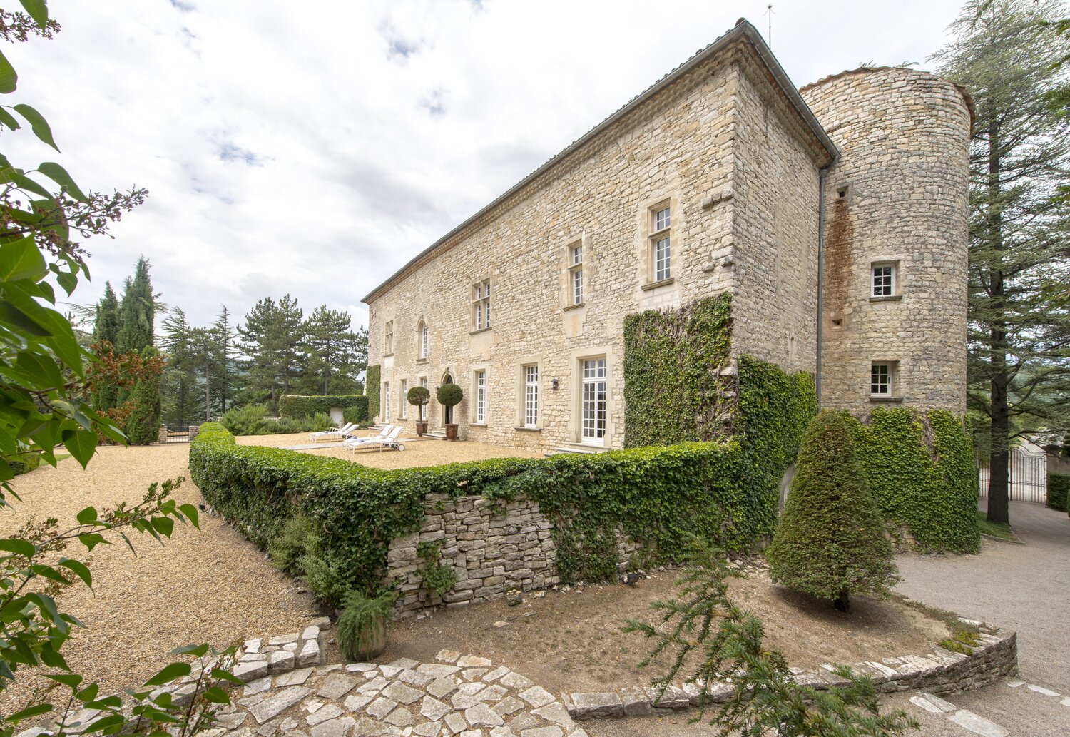 Le_Chateau_Aubenas_Provence_France