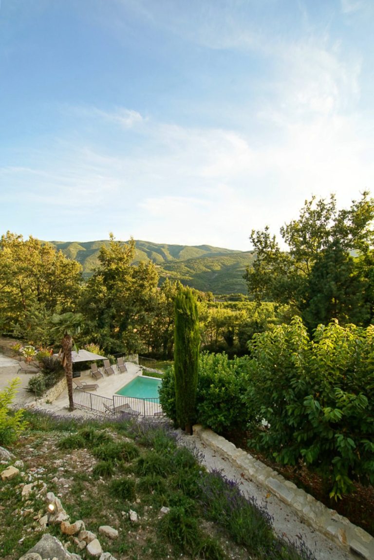 Villa_Mas_Saint_Martin_Provence_France1f