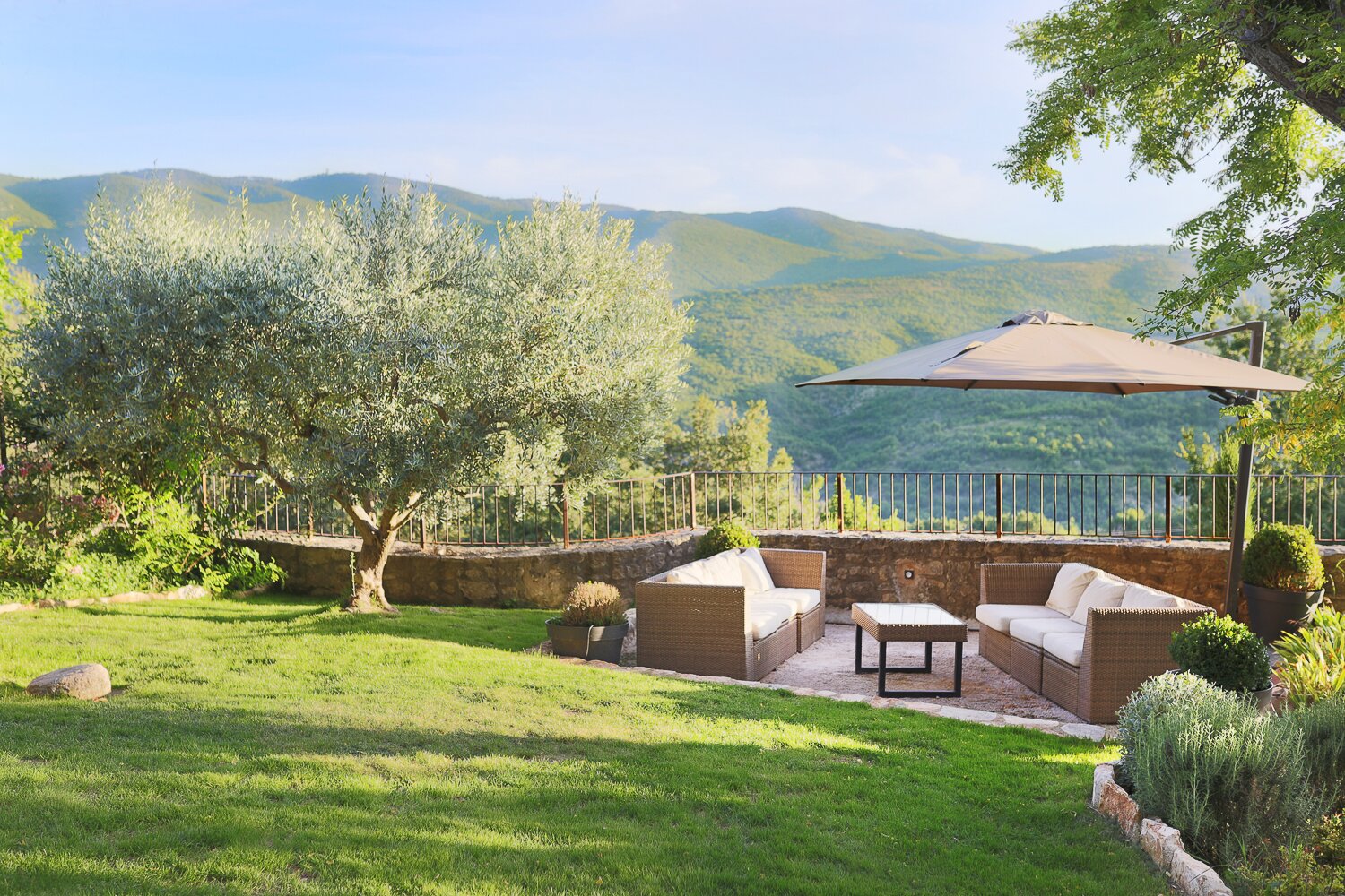 Villa_Mas_Saint_Martin_Provence_France2cc