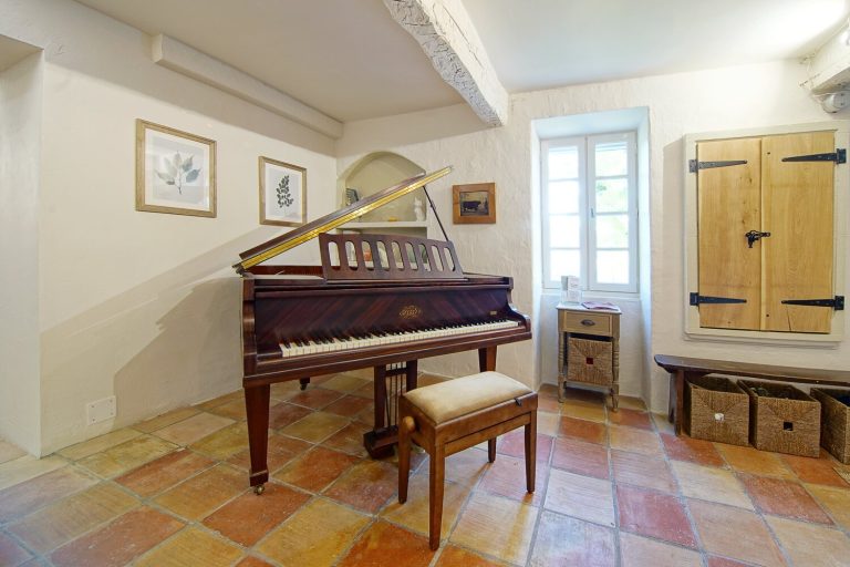 Villa_Mas_Saint_Martin_Provence_France3z
