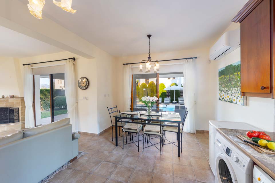 Villa_Relax_Latchi_Paphos_Cyprus (26)