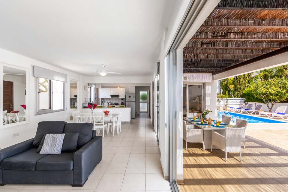 Villa_Sapphire_Protaras_Famagusta_Cyprus (13)