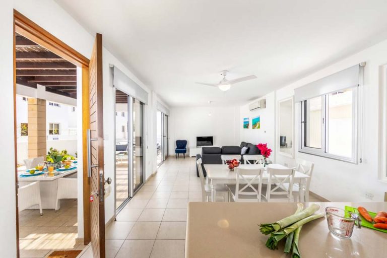 Villa_Sapphire_Protaras_Famagusta_Cyprus (15)
