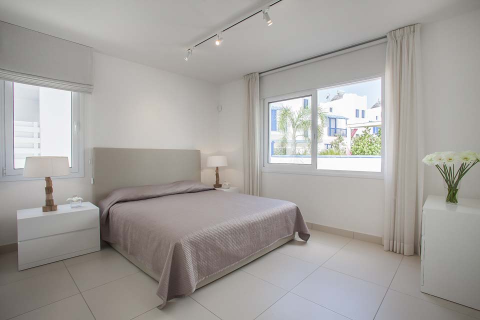 Villa_Sirina_Seafront_Protaras_Famagusta_Cyprus (20)