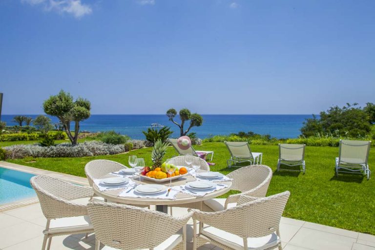 Villa_Sirina_Seafront_Protaras_Famagusta_Cyprus (9)