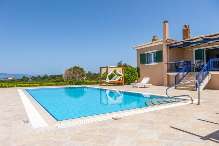 Alba Minies – Kefalonia