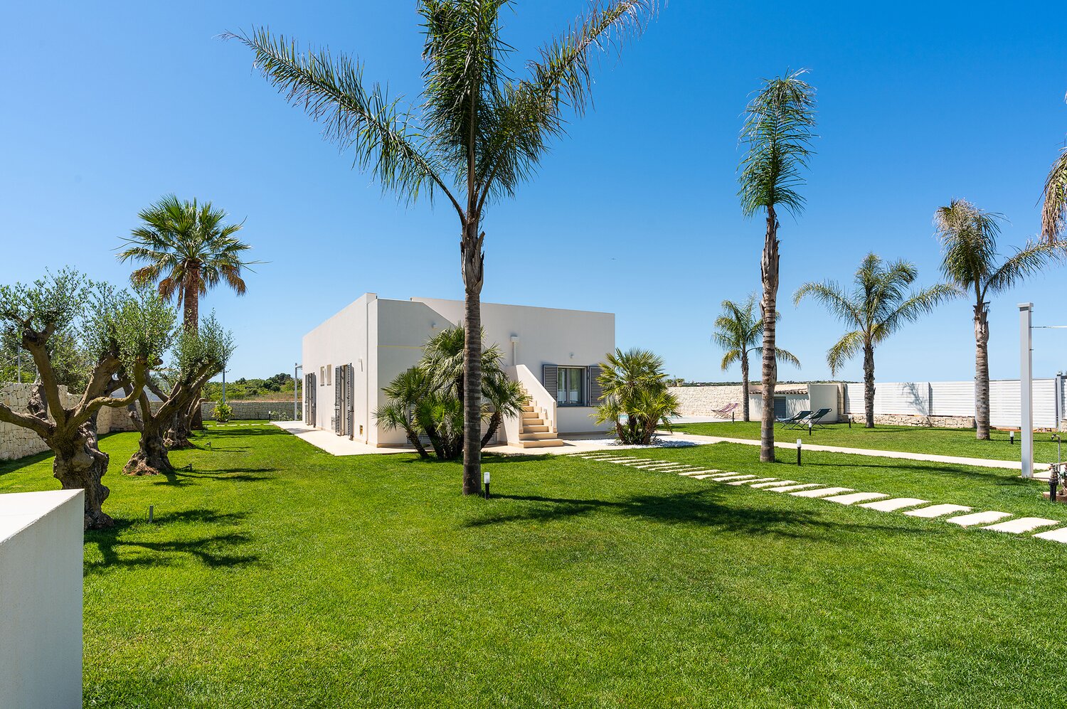 Casa_San_Lorenzo_Sicily_Italy (2)