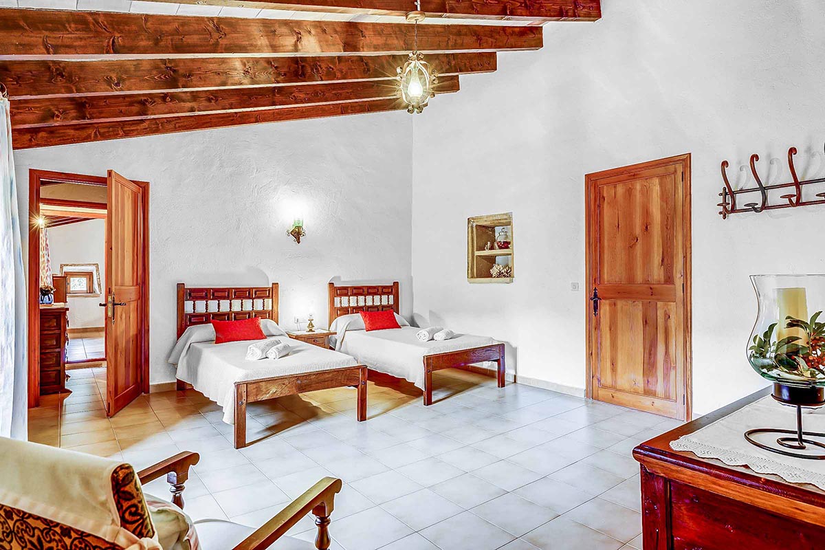 PV_Villa_Oliva_Cala_San_Vincente_Mallorca_Spain (2)