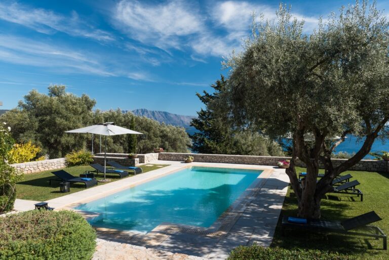Villa_Olivia__Nikiana_Lefkada_Greece