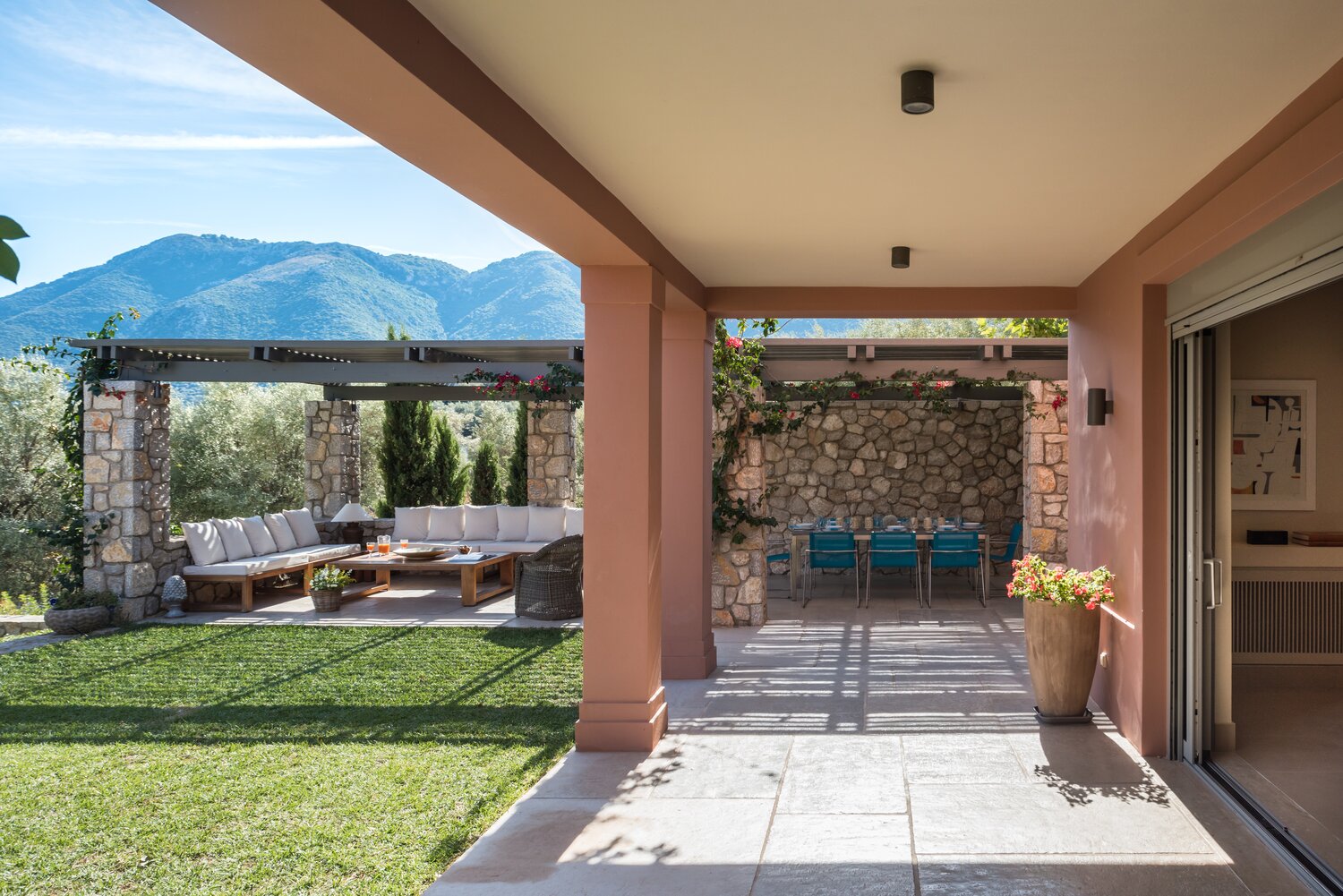 Villa_Olivia_Nikiana_Lefkada_Greece