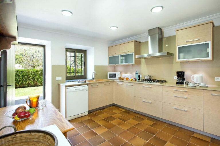 Villa_Papa_Cala_San_Vincente_Mallorca_Spain (1)