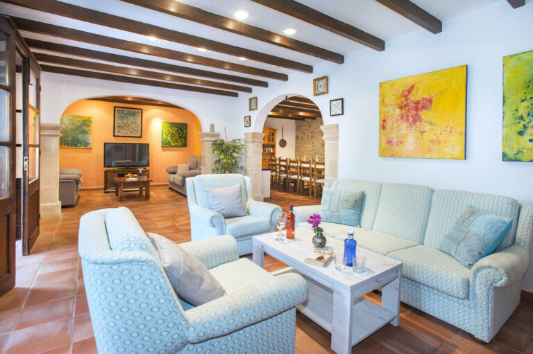 Villa_Papa_Cala_San_Vincente_Mallorca_Spain (4)