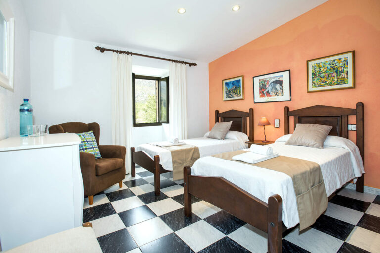 Villa_Papa_Cala_San_Vincente_Mallorca_Spain (5)