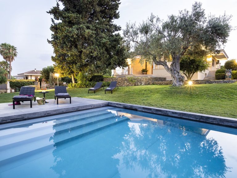 Villa_Siracusano_Sicily_Italy1a