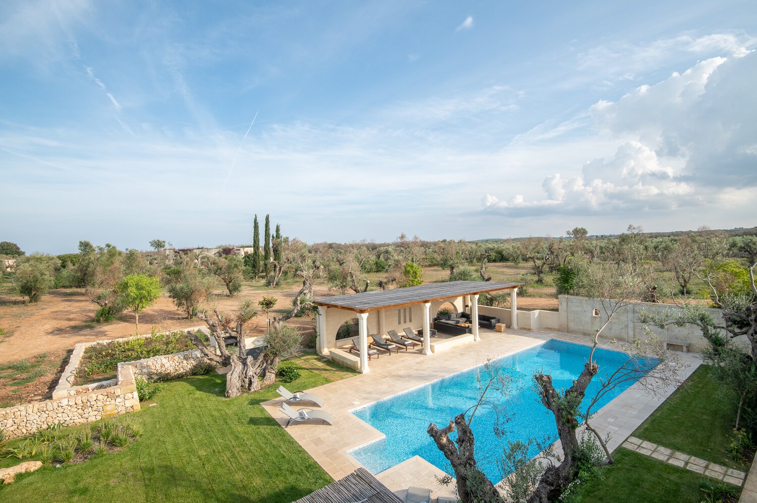 Masseria_Ferrantino_puglia_italy