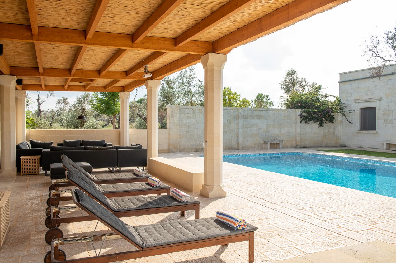Masseria_Ferrantino_puglia_italy