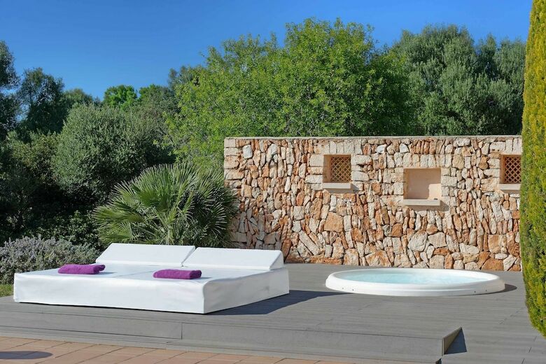Villa_Xiquetes_Cala_Dor_Spain
