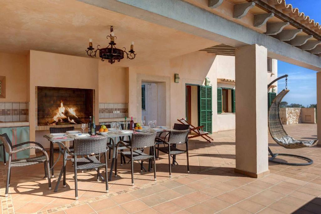 Villa_Xiquetes_Cala_Dor_Spain