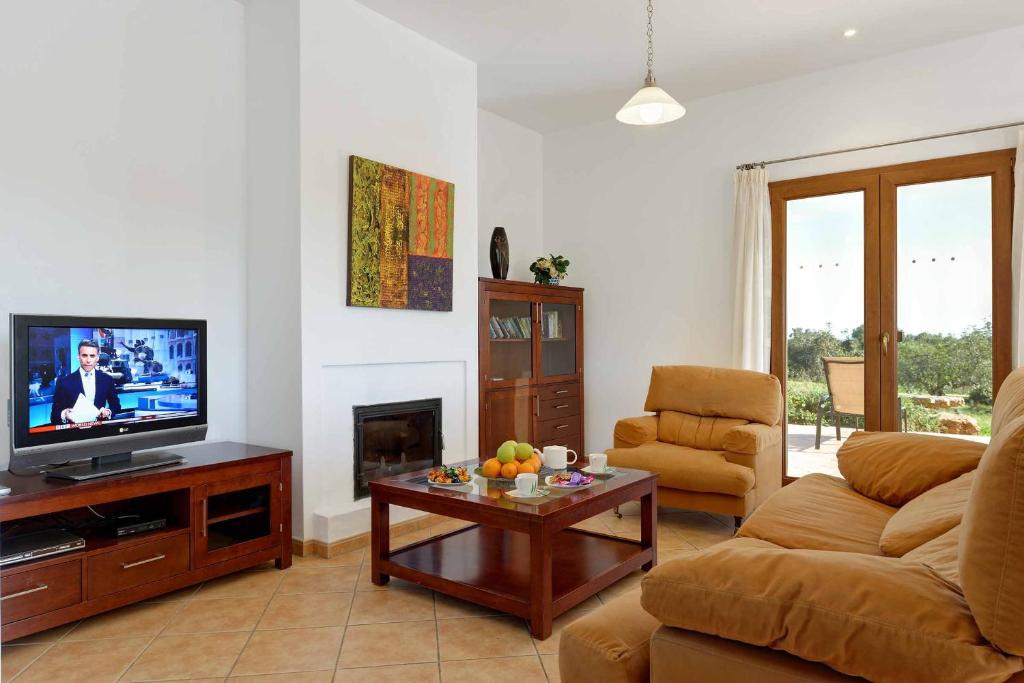 Villa_Xiquetes_Cala_Dor_Spain