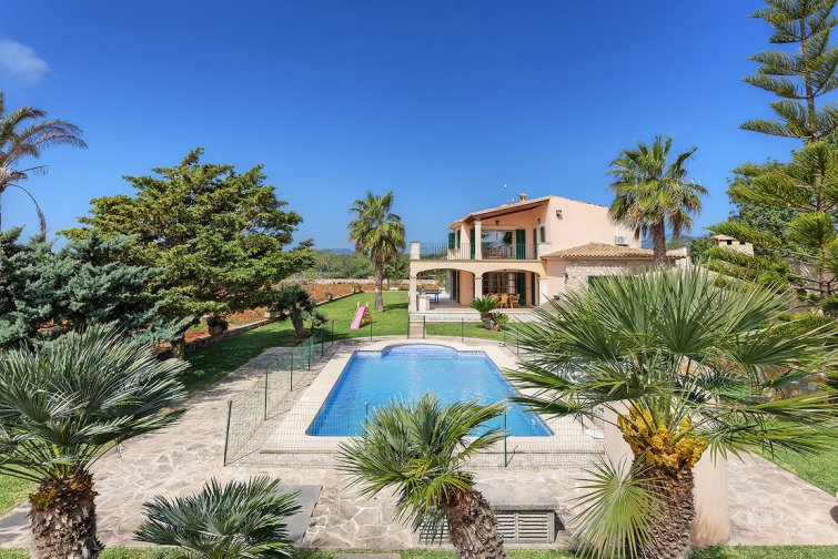 Villa-Deu-Quarterades-Cala-Dor-Spain