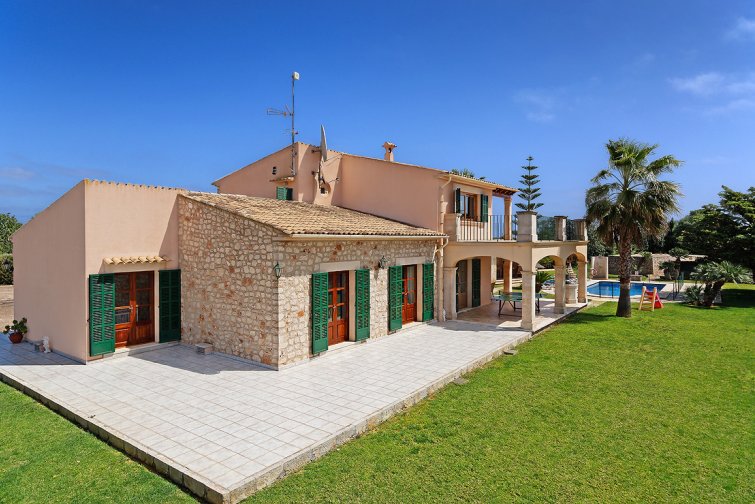 Villa-Deu-Quarterades-Cala-Dor-Spain