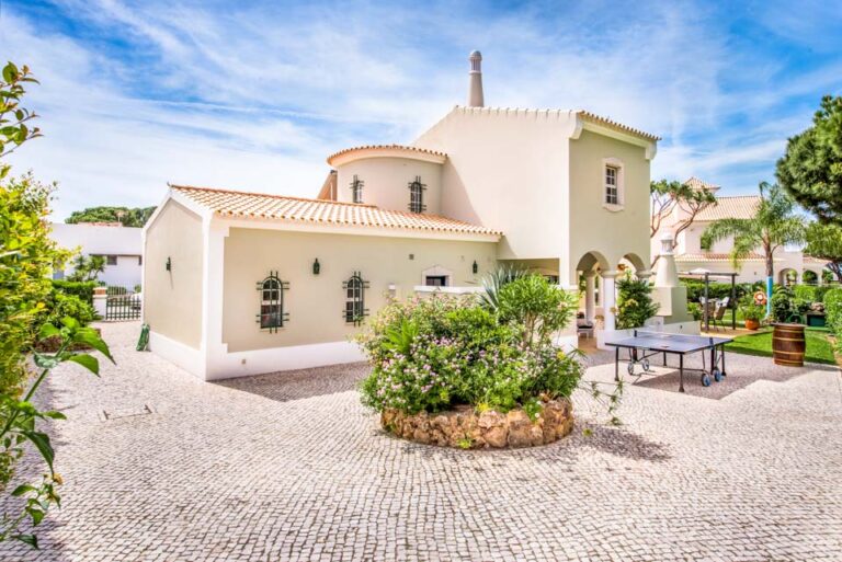 Villa_Vargues_Vilamoura_Algarve_Portugal