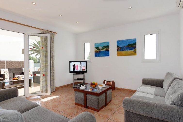 Villa-Sagitaro-Cala-Dor-Spain