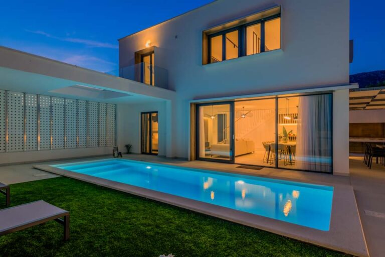 Villa_Light_Star_II,_Split_Croatia