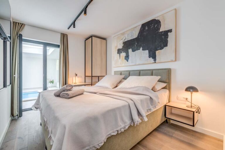 Villa_Light_Star_II,_Split_Croatia
