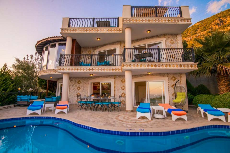 Villa_Mahmut,_Kalkan,_Turkey