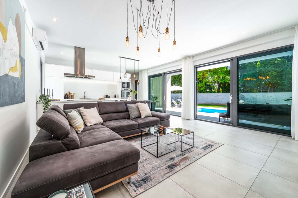 White_Moon_Villa,_Dubrovnik,_Croatia