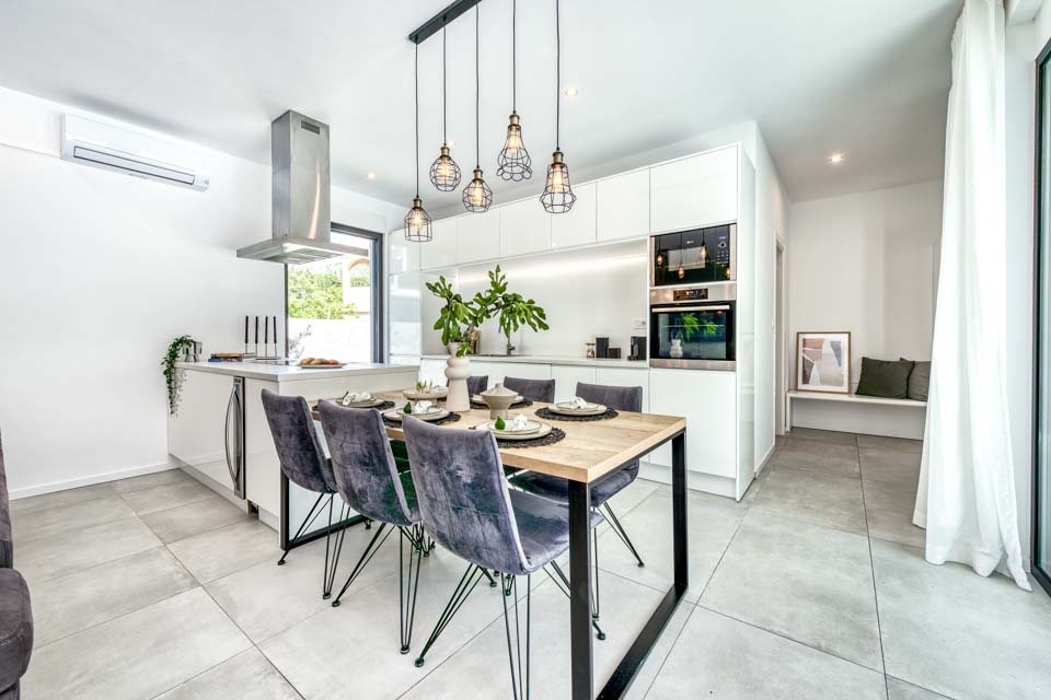 White_Moon_Villa,_Dubrovnik,_Croatia