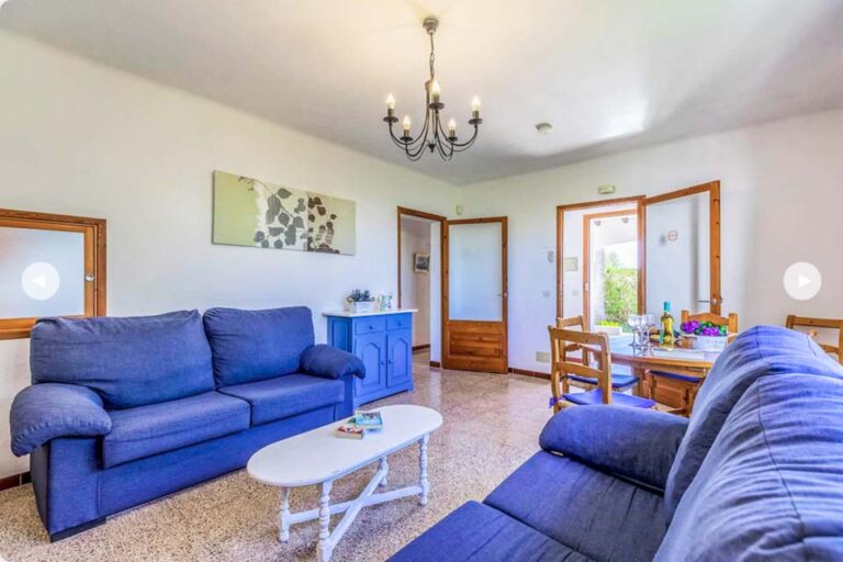 Villa_Margarita,_Cala Dor._Mallorca_Spain