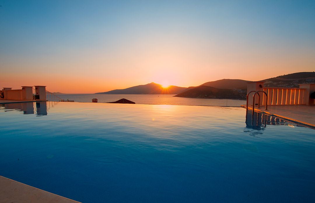 The_White_Lodge_Turkey