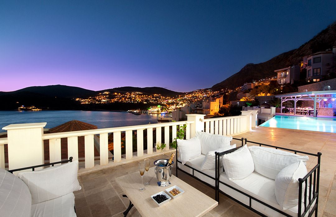 The_White_Lodge_Turkey