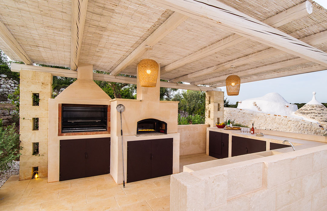 Trullo_Ashi_Puglia_Italy2z