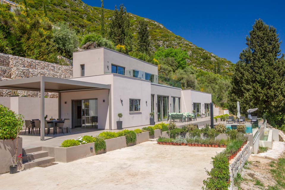 Villa_Ino_Nidri_Lefkada_Greece_1x