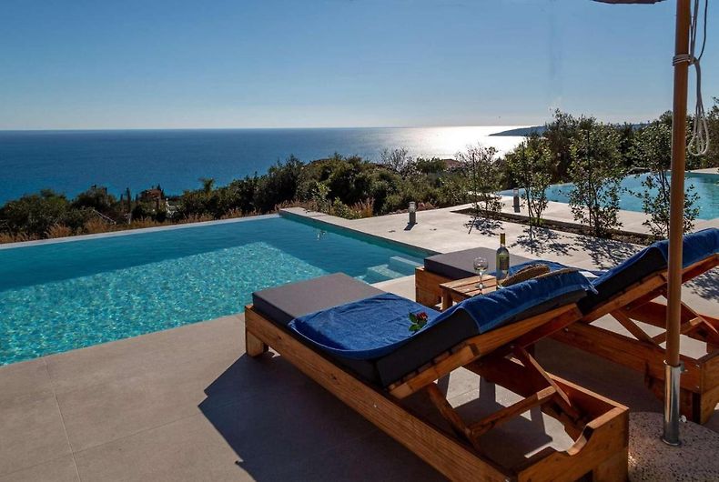 Villa_Ionian_Dreaming_Lourdata_Kefalonia_Greece (1)