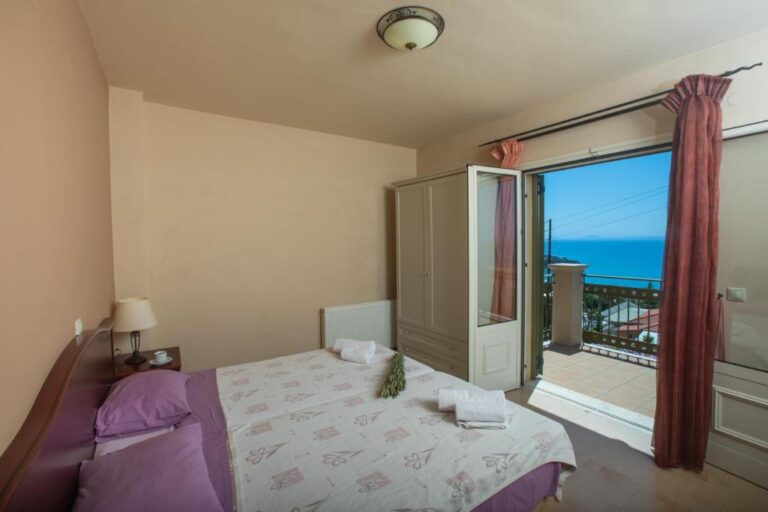 Villa_Lourdas_Beach_View_Lourdas_Kefalonia_Greece (6)