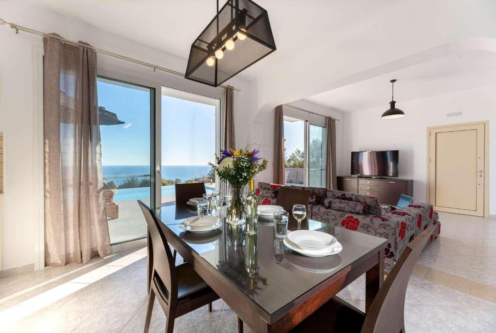 Villa_Lourdas_Sunshine_Lourdas_Kefalonia_Greece_3b