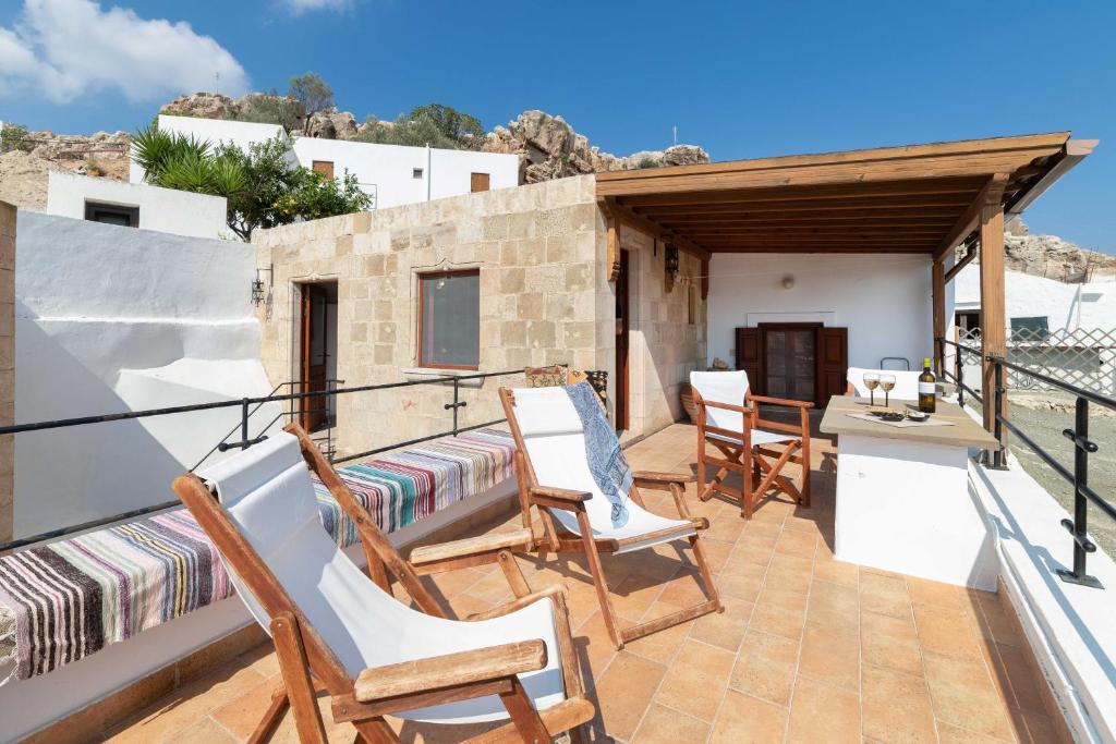 Villa_Valasia_Lindos_Rhodes_Greece_2