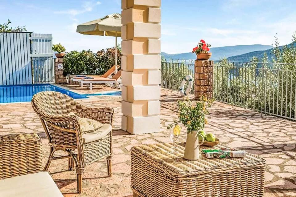villa-adriani-nidri-lefakda_2