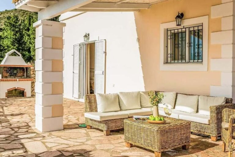 villa-adriani-nidri-lefakda_2a